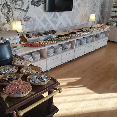 Mikulski Hotel 3*