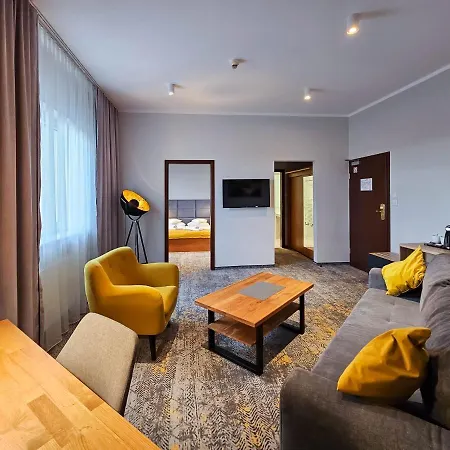 Mikulski Hotel 3*